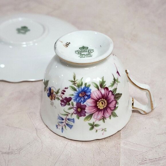 AYNSLEY Fine English Bone China Floral Teacup & Saucer - Picture 8 of 11